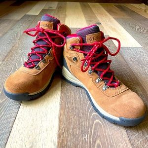 Columbia Newton Ridge Hiking Boot